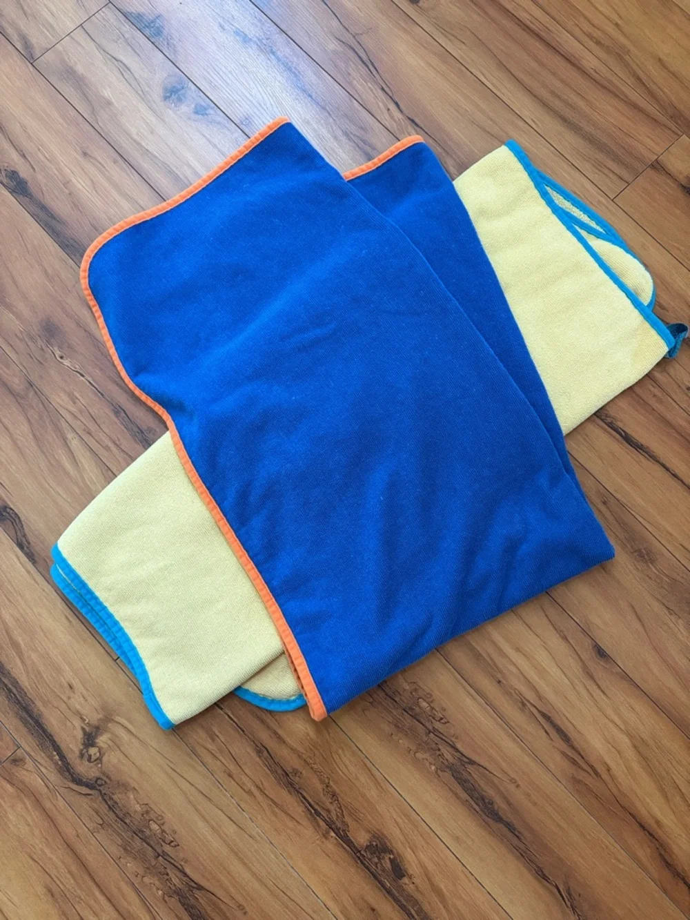 Norwex Kids Bath Backock kids towels blue and Yellow Miwith Orange Trim